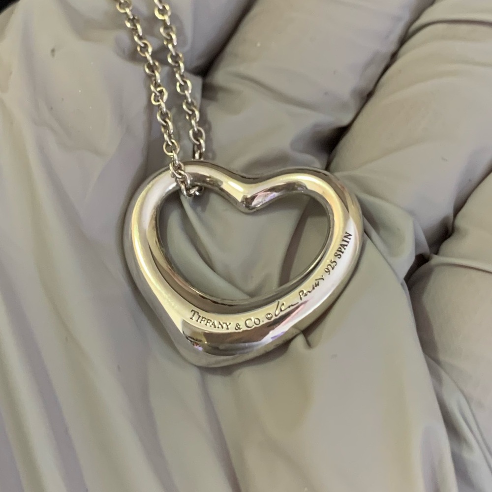 Tiffany & Co. Elsa Peretti Open Heart Necklace💟